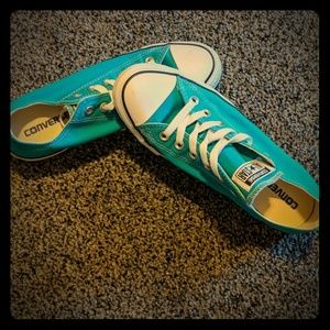 Like brand new! Converse chucks👟👟